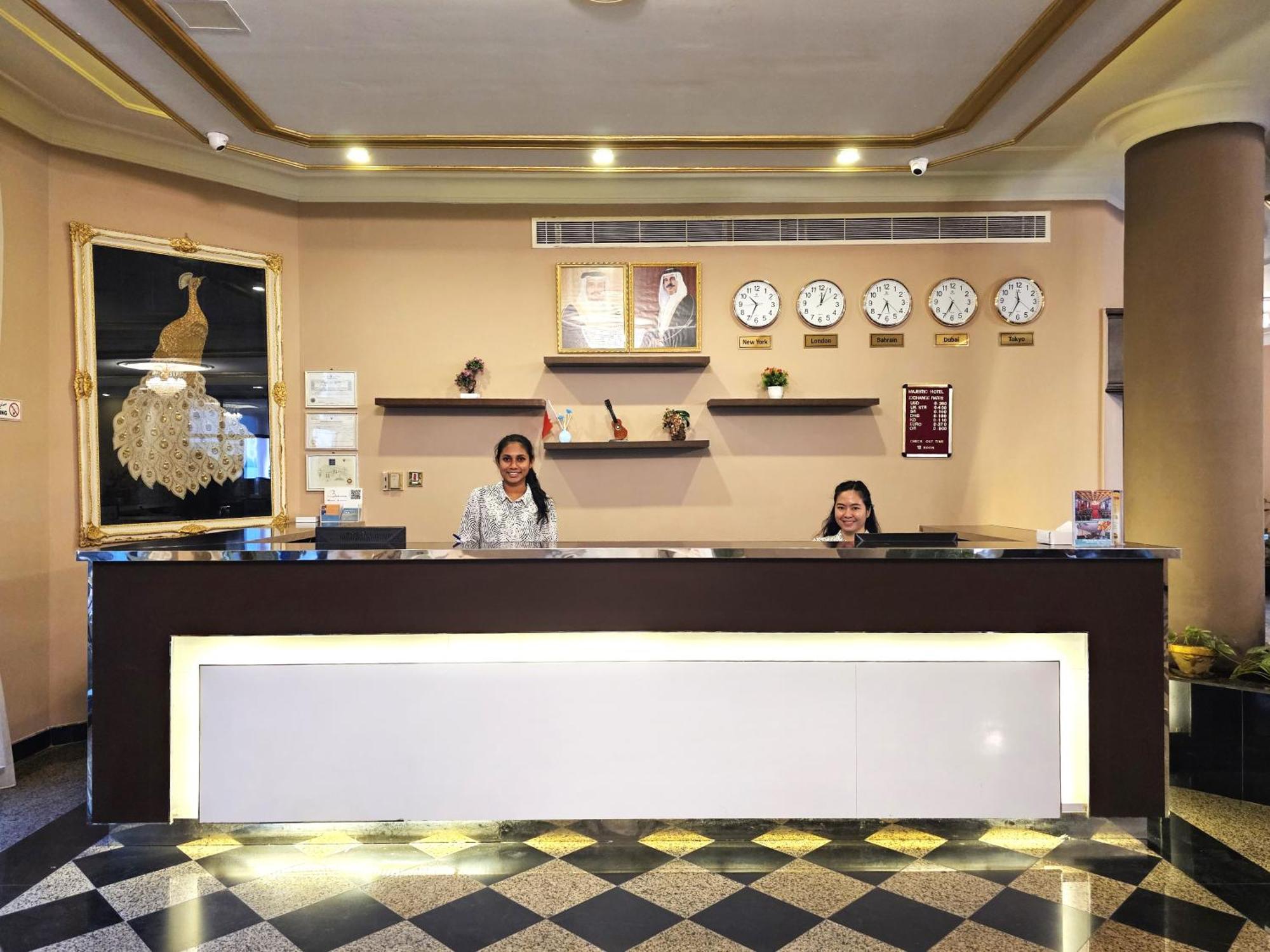 Majestic Hotel Manama Exterior photo